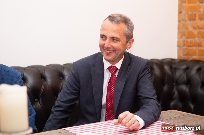 Zdjęcie w galerii na portalu naszraciborz.pl: Wieczór wyborczy Dariusza Polowego w Browarze Rynek  wiadomości z regionu