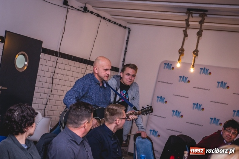 Zdjęcie w galerii na portalu naszraciborz.pl: Robert Myśliwy wybrał Dwa Wiosła nad Odrą wiadomości z regionu