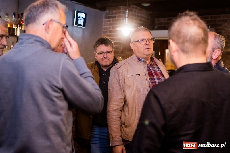 Zdjęcie w galerii na portalu naszraciborz.pl: Mirosław Lenk i jego kandydaci zebrali się w Romie wiadomości z regionu