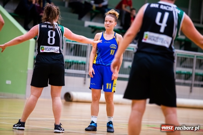 Zdjęcie w galerii na portalu naszraciborz.pl: Trzecia porażka koszykarek RKK AZS Racibórz wiadomości z regionu