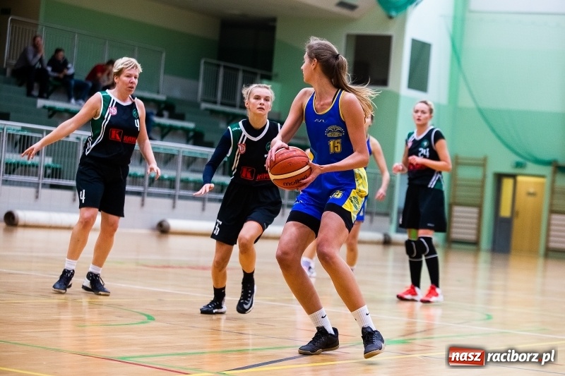 Zdjęcie w galerii na portalu naszraciborz.pl: Trzecia porażka koszykarek RKK AZS Racibórz wiadomości z regionu