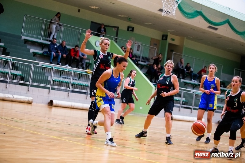Zdjęcie w galerii na portalu naszraciborz.pl: Trzecia porażka koszykarek RKK AZS Racibórz wiadomości z regionu
