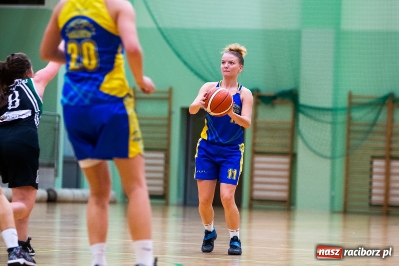 Zdjęcie w galerii na portalu naszraciborz.pl: Trzecia porażka koszykarek RKK AZS Racibórz wiadomości z regionu