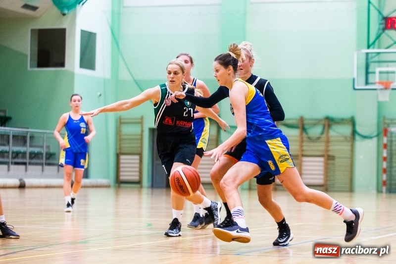 Zdjęcie w galerii na portalu naszraciborz.pl: Trzecia porażka koszykarek RKK AZS Racibórz wiadomości z regionu