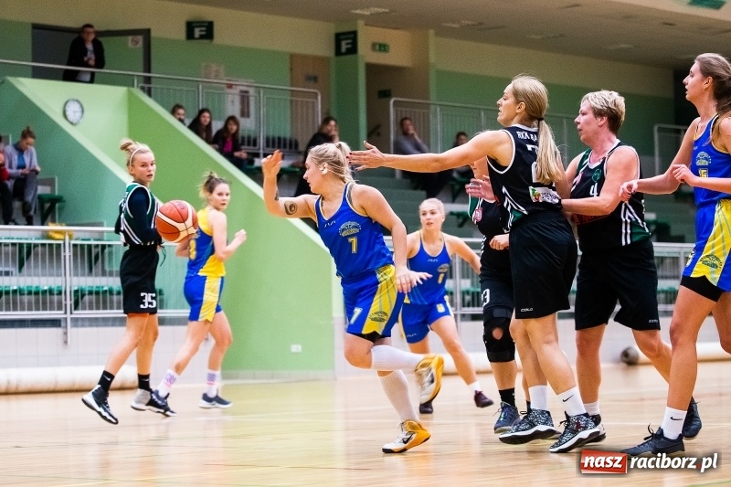 Zdjęcie w galerii na portalu naszraciborz.pl: Trzecia porażka koszykarek RKK AZS Racibórz wiadomości z regionu
