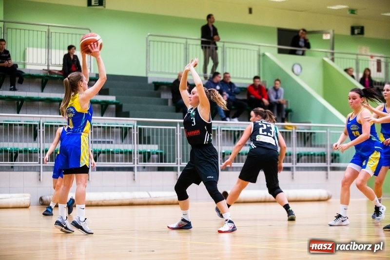 Zdjęcie w galerii na portalu naszraciborz.pl: Trzecia porażka koszykarek RKK AZS Racibórz wiadomości z regionu