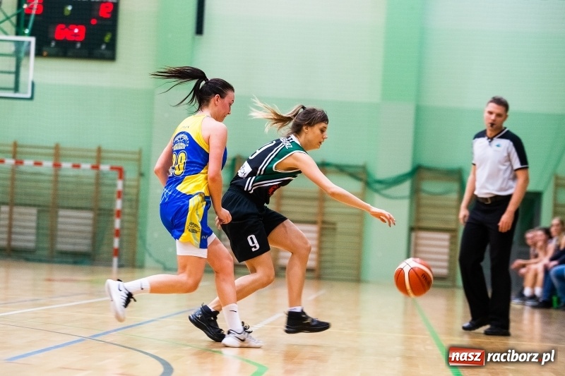 Zdjęcie w galerii na portalu naszraciborz.pl: Trzecia porażka koszykarek RKK AZS Racibórz wiadomości z regionu