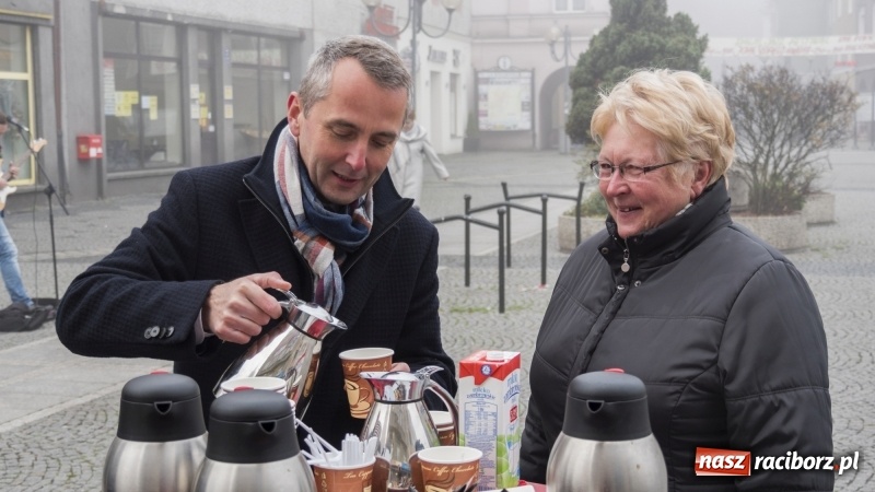 Zdjęcie w galerii na portalu naszraciborz.pl: Dariusz Polowy przekonuje, że Racibórz chce zmiany. Chciałby debaty, ale uczciwej  wiadomości z regionu