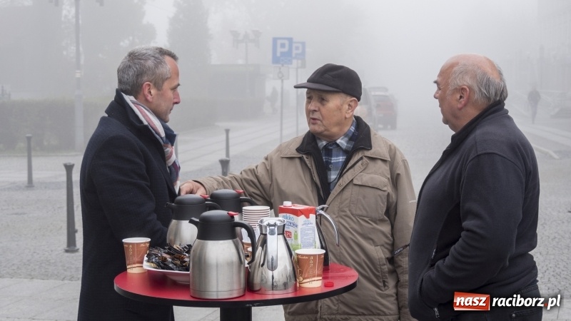Zdjęcie w galerii na portalu naszraciborz.pl: Dariusz Polowy przekonuje, że Racibórz chce zmiany. Chciałby debaty, ale uczciwej  wiadomości z regionu