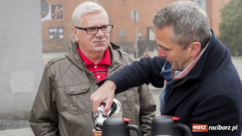 Zdjęcie w galerii na portalu naszraciborz.pl: Dariusz Polowy przekonuje, że Racibórz chce zmiany. Chciałby debaty, ale uczciwej  wiadomości z regionu