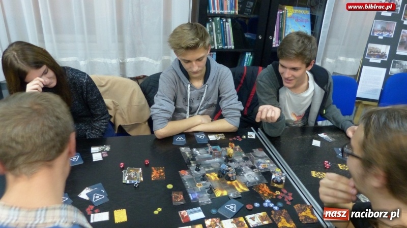 Zdjęcie w galerii na portalu naszraciborz.pl: Kolejny maraton planszówek w raciborskiej bibliotece za nami wiadomości z regionu