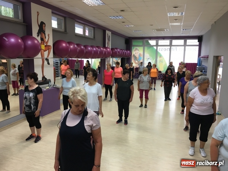 Zdjęcie w galerii na portalu naszraciborz.pl: Europejski dzień seniora- ćwiczyć i tańczyć można w każdym wieku wiadomości z regionu