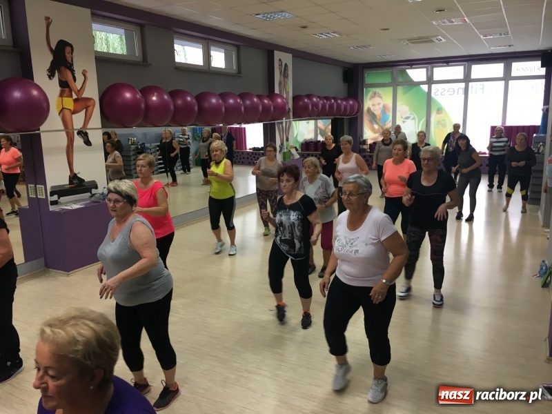 Zdjęcie w galerii na portalu naszraciborz.pl: Europejski dzień seniora- ćwiczyć i tańczyć można w każdym wieku wiadomości z regionu
