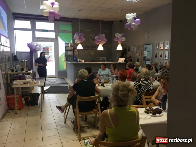 Zdjęcie w galerii na portalu naszraciborz.pl: Europejski dzień seniora- ćwiczyć i tańczyć można w każdym wieku wiadomości z regionu