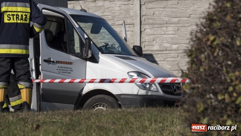 Zdjęcie w galerii na portalu naszraciborz.pl: Tragedia podczas cofania. Nie żyje 84-latek  wiadomości z regionu