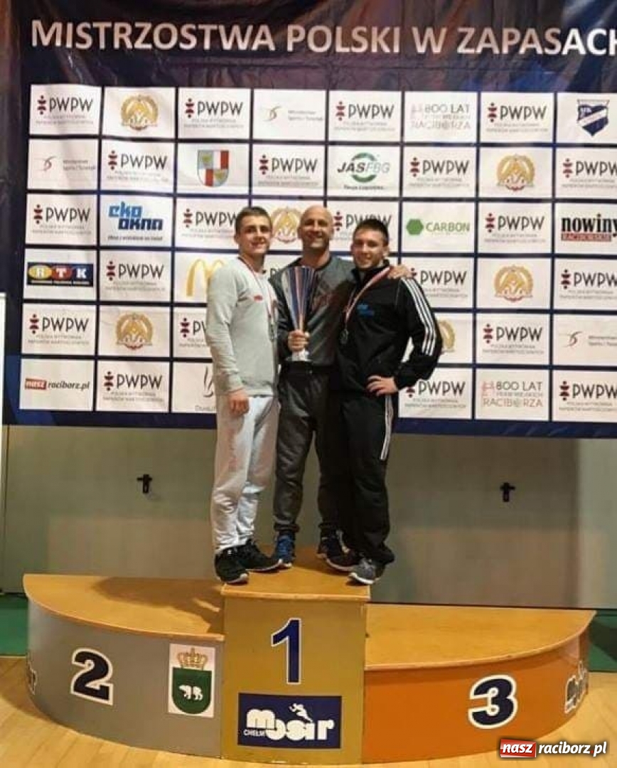 Zdjęcie w galerii na portalu naszraciborz.pl: LKS Dąb Brzeźnica z dwoma złotymi medalami Mistrzostw Polski wiadomości z regionu