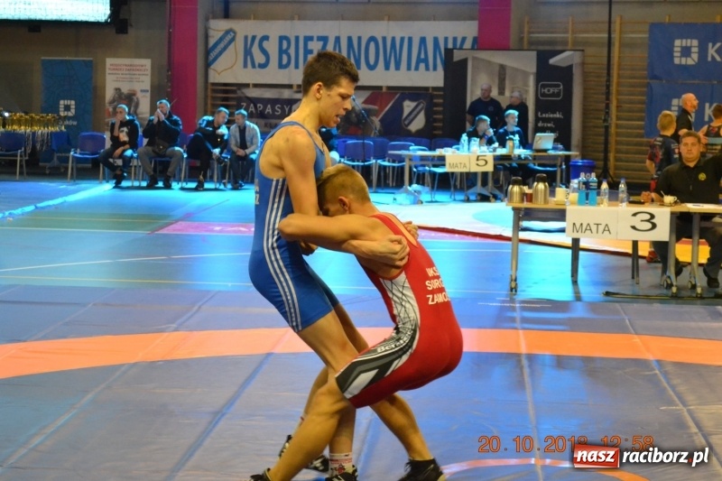 Zdjęcie w galerii na portalu naszraciborz.pl: Zapaśnicy raciborskiej Unii z sukcesami na zawodach w Krakowie  wiadomości z regionu