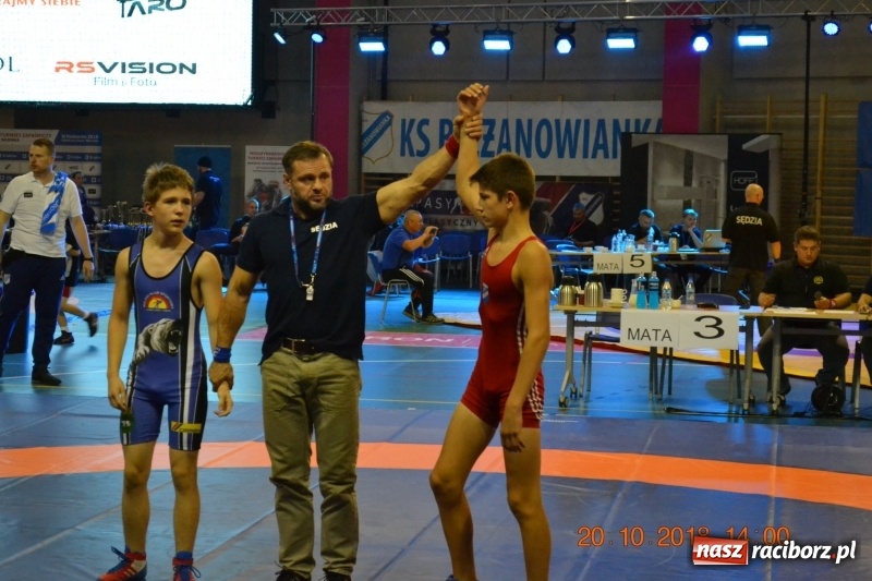 Zdjęcie w galerii na portalu naszraciborz.pl: Zapaśnicy raciborskiej Unii z sukcesami na zawodach w Krakowie  wiadomości z regionu