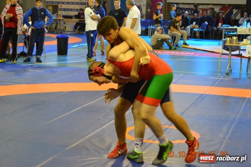 Zdjęcie w galerii na portalu naszraciborz.pl: Zapaśnicy raciborskiej Unii z sukcesami na zawodach w Krakowie  wiadomości z regionu