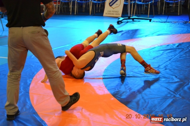 Zdjęcie w galerii na portalu naszraciborz.pl: Zapaśnicy raciborskiej Unii z sukcesami na zawodach w Krakowie  wiadomości z regionu