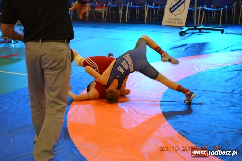 Zdjęcie w galerii na portalu naszraciborz.pl: Zapaśnicy raciborskiej Unii z sukcesami na zawodach w Krakowie  wiadomości z regionu