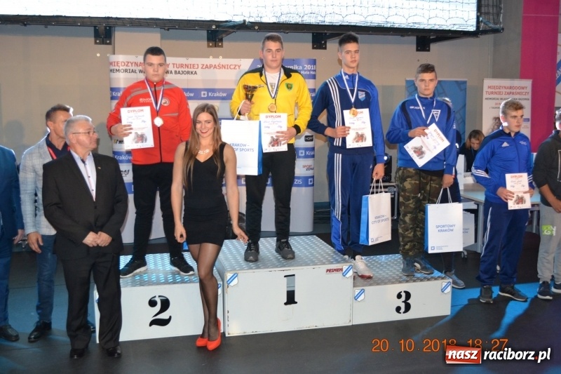 Zdjęcie w galerii na portalu naszraciborz.pl: Zapaśnicy raciborskiej Unii z sukcesami na zawodach w Krakowie  wiadomości z regionu