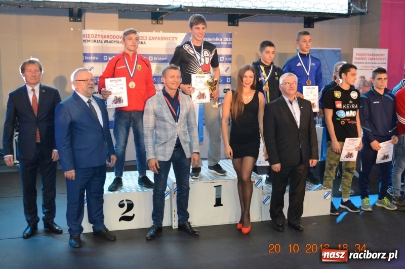 Zdjęcie w galerii na portalu naszraciborz.pl: Zapaśnicy raciborskiej Unii z sukcesami na zawodach w Krakowie  wiadomości z regionu