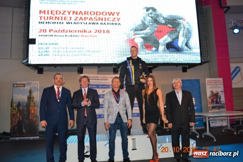 Zdjęcie w galerii na portalu naszraciborz.pl: Zapaśnicy raciborskiej Unii z sukcesami na zawodach w Krakowie  wiadomości z regionu