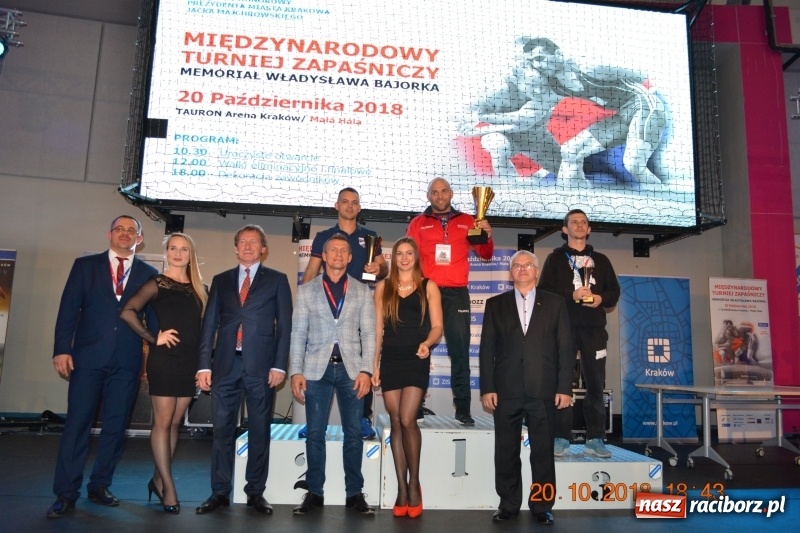 Zdjęcie w galerii na portalu naszraciborz.pl: Zapaśnicy raciborskiej Unii z sukcesami na zawodach w Krakowie  wiadomości z regionu