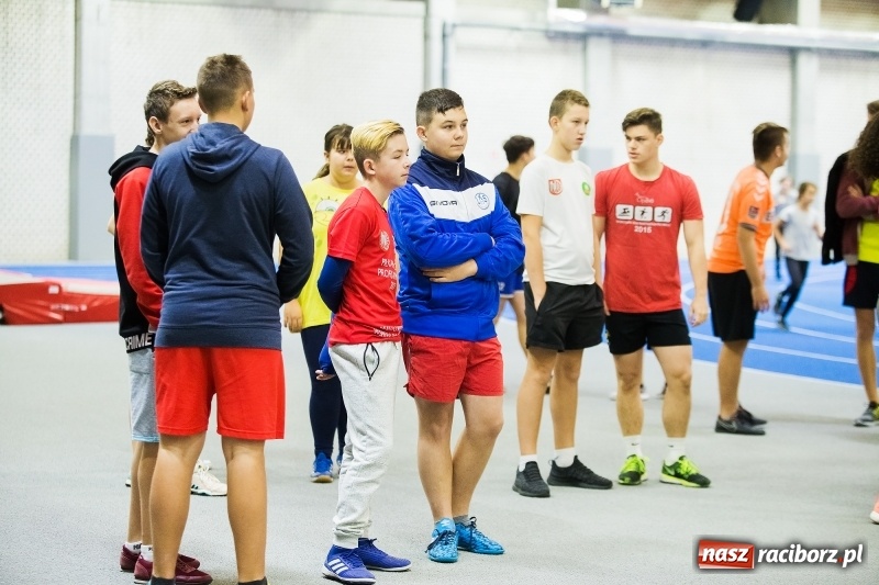 Zdjęcie w galerii na portalu naszraciborz.pl: Halowe Mistrzostwa Raciborza w lekkiej atletyce wiadomości z regionu