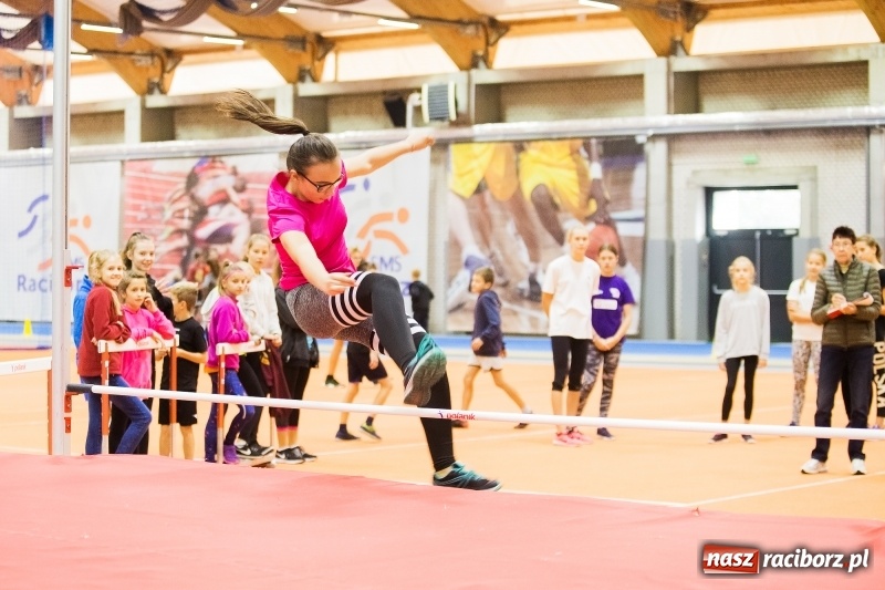 Zdjęcie w galerii na portalu naszraciborz.pl: Halowe Mistrzostwa Raciborza w lekkiej atletyce wiadomości z regionu