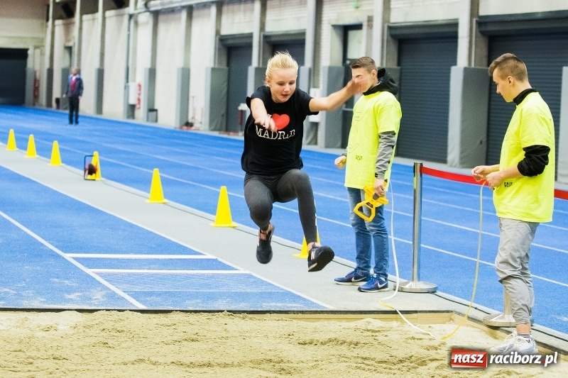 Zdjęcie w galerii na portalu naszraciborz.pl: Halowe Mistrzostwa Raciborza w lekkiej atletyce wiadomości z regionu