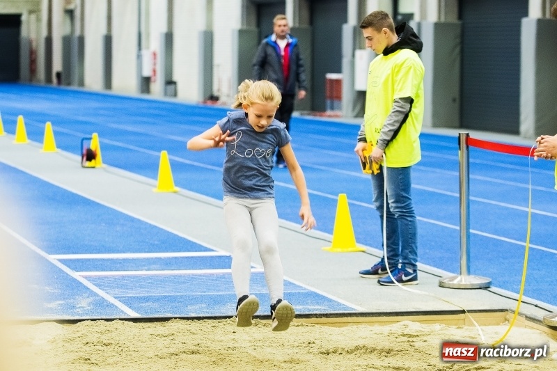 Zdjęcie w galerii na portalu naszraciborz.pl: Halowe Mistrzostwa Raciborza w lekkiej atletyce wiadomości z regionu