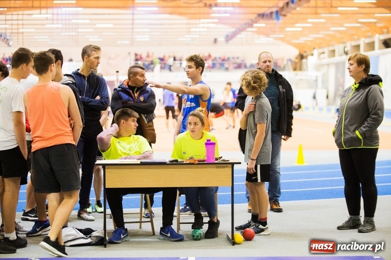 Zdjęcie w galerii na portalu naszraciborz.pl: Halowe Mistrzostwa Raciborza w lekkiej atletyce wiadomości z regionu