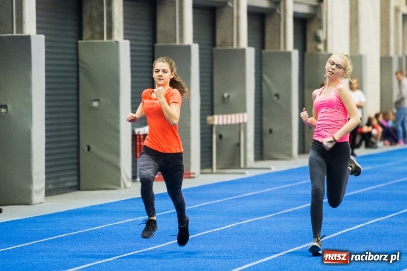Zdjęcie w galerii na portalu naszraciborz.pl: Halowe Mistrzostwa Raciborza w lekkiej atletyce wiadomości z regionu