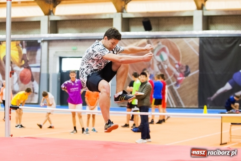 Zdjęcie w galerii na portalu naszraciborz.pl: Halowe Mistrzostwa Raciborza w lekkiej atletyce wiadomości z regionu