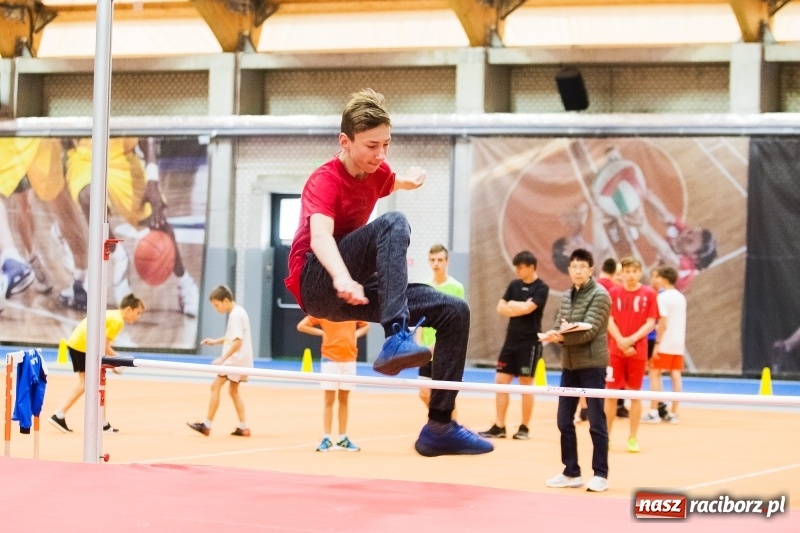 Zdjęcie w galerii na portalu naszraciborz.pl: Halowe Mistrzostwa Raciborza w lekkiej atletyce wiadomości z regionu