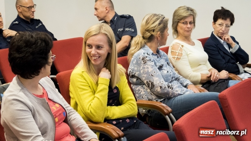 Zdjęcie w galerii na portalu naszraciborz.pl: Autyzm. Codzienność… Sytuacje społeczne - konferencja na zamku  wiadomości z regionu