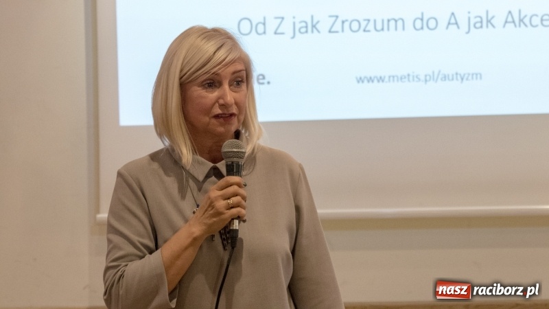 Zdjęcie w galerii na portalu naszraciborz.pl: Autyzm. Codzienność… Sytuacje społeczne - konferencja na zamku  wiadomości z regionu