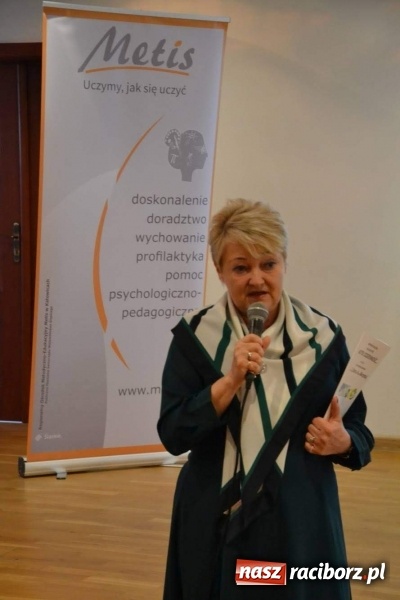 Zdjęcie w galerii na portalu naszraciborz.pl: Autyzm. Codzienność… Sytuacje społeczne - konferencja na zamku  wiadomości z regionu