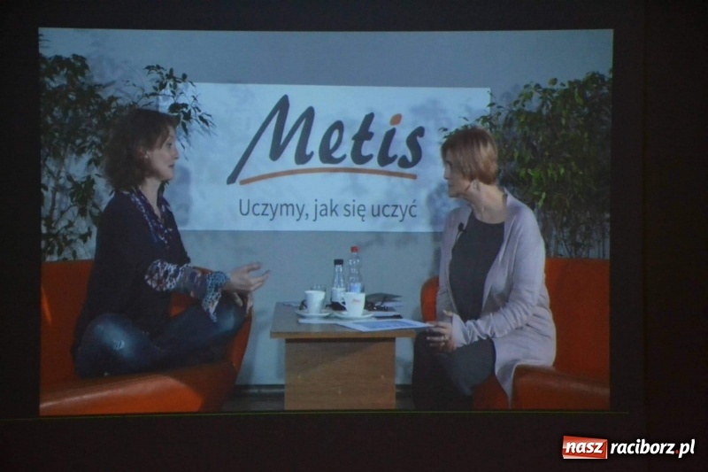 Zdjęcie w galerii na portalu naszraciborz.pl: Autyzm. Codzienność… Sytuacje społeczne - konferencja na zamku  wiadomości z regionu