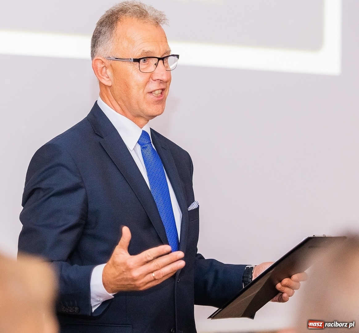 Zdjęcie w galerii na portalu naszraciborz.pl: Lenk kontra Polowy jak Duda kontra Komorowski? Na razie nic z tego! wiadomości z regionu