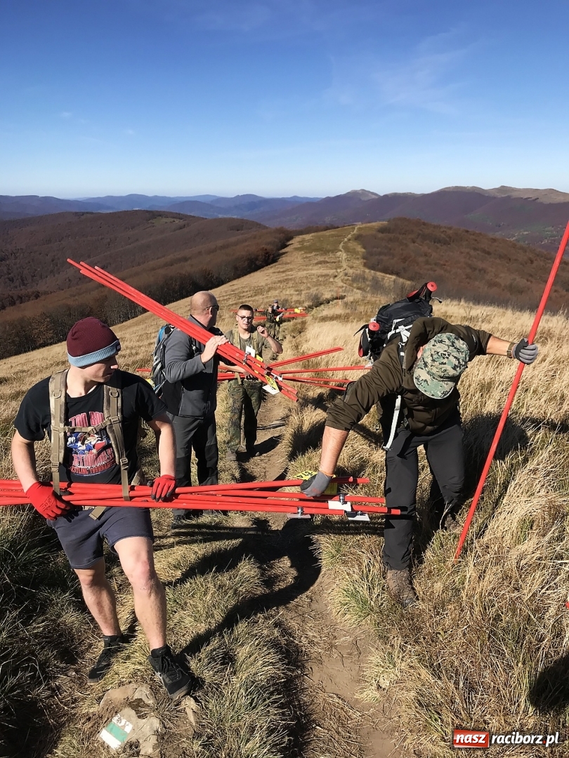 Zdjęcie w galerii na portalu naszraciborz.pl: Wolontariusze z Raciborza w Bieszczadach wiadomości z regionu