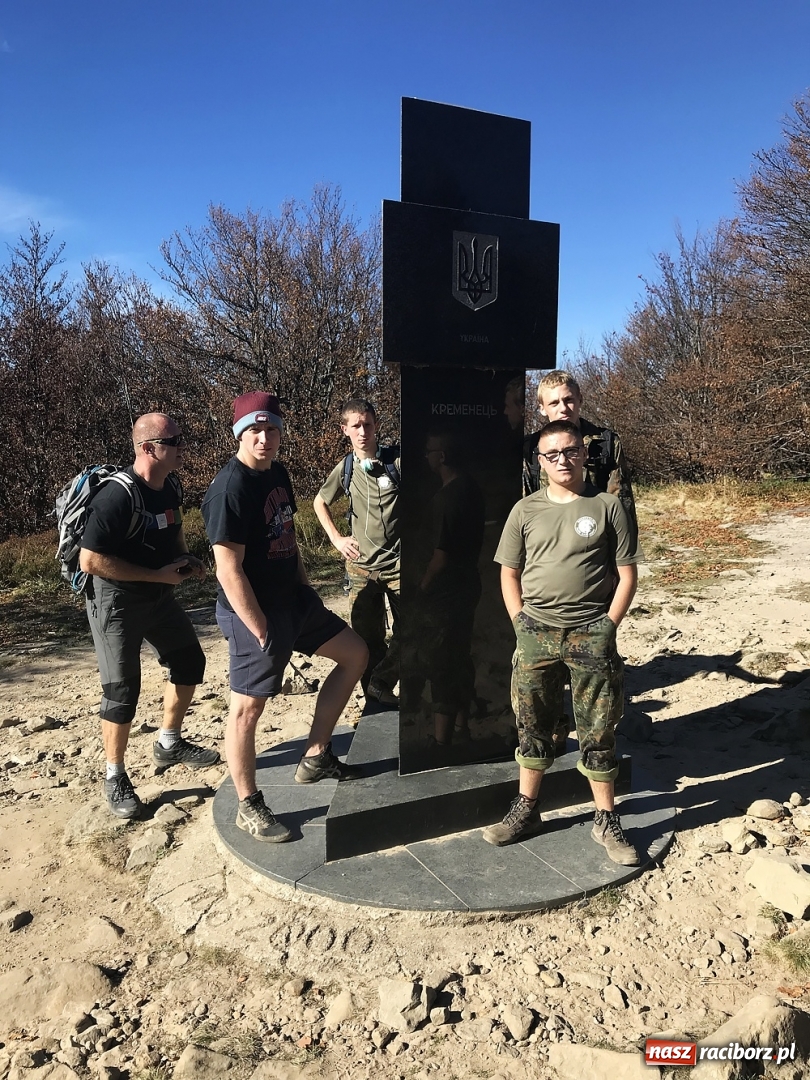 Zdjęcie w galerii na portalu naszraciborz.pl: Wolontariusze z Raciborza w Bieszczadach wiadomości z regionu