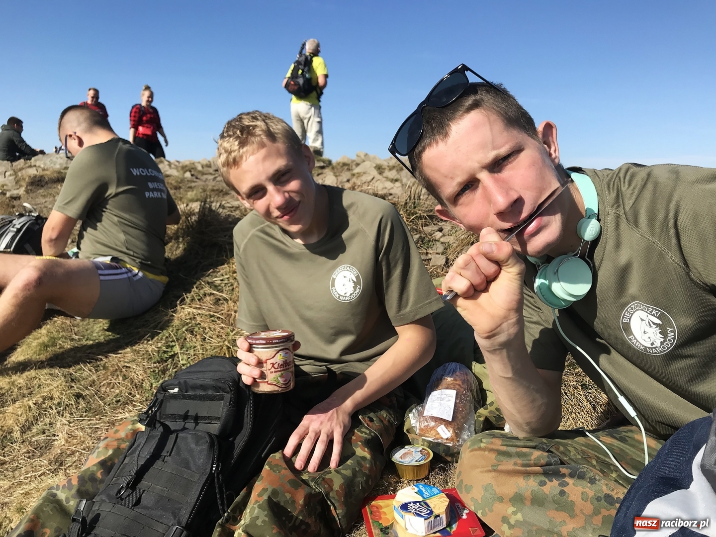 Zdjęcie w galerii na portalu naszraciborz.pl: Wolontariusze z Raciborza w Bieszczadach wiadomości z regionu