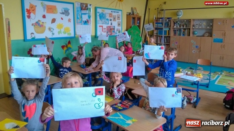 Zdjęcie w galerii na portalu naszraciborz.pl: Nocka z Koszmarnym Karolkiem i spotkanie z Marianną Oklejak w bibliotece w Markowicach wiadomości z regionu