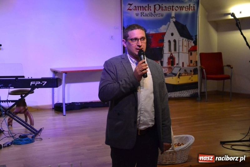 Zdjęcie w galerii na portalu naszraciborz.pl: Koncert Jesienny na Zamku Piastowskim  wiadomości z regionu