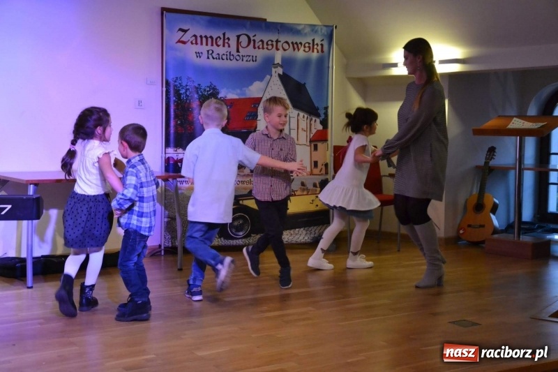 Zdjęcie w galerii na portalu naszraciborz.pl: Koncert Jesienny na Zamku Piastowskim  wiadomości z regionu