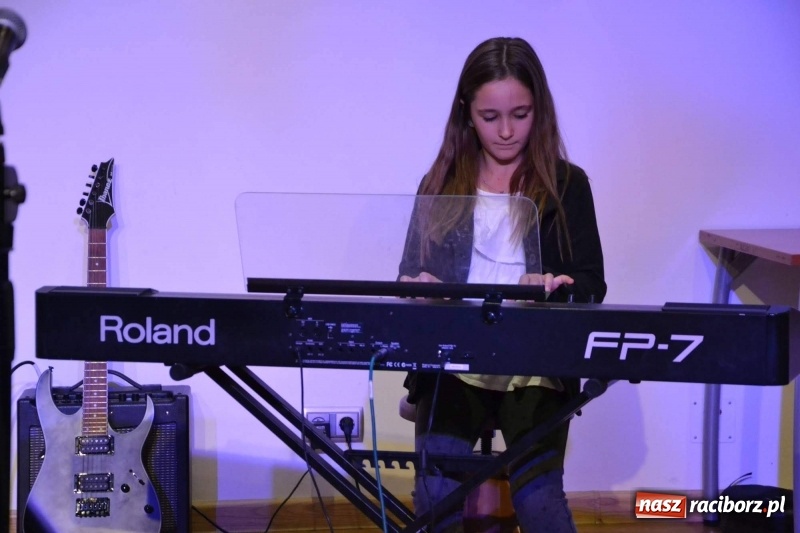 Zdjęcie w galerii na portalu naszraciborz.pl: Koncert Jesienny na Zamku Piastowskim  wiadomości z regionu