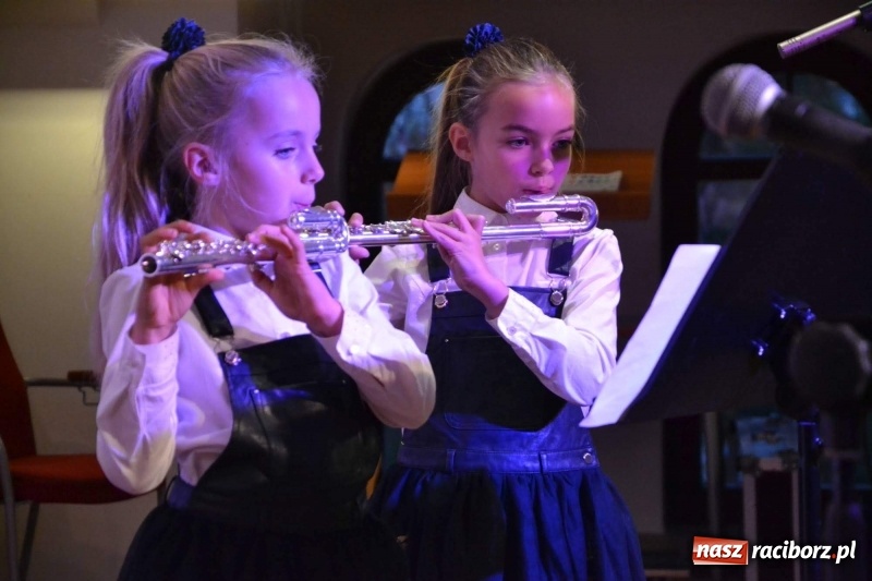 Zdjęcie w galerii na portalu naszraciborz.pl: Koncert Jesienny na Zamku Piastowskim  wiadomości z regionu